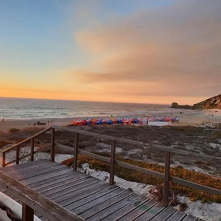 Nazare Uninterrupted Views And Sounds Of The Sea Appartement